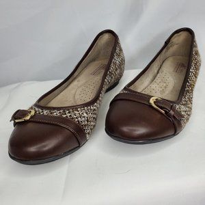 Stone Mountain Women's 8.5 Brown Tweed Flat